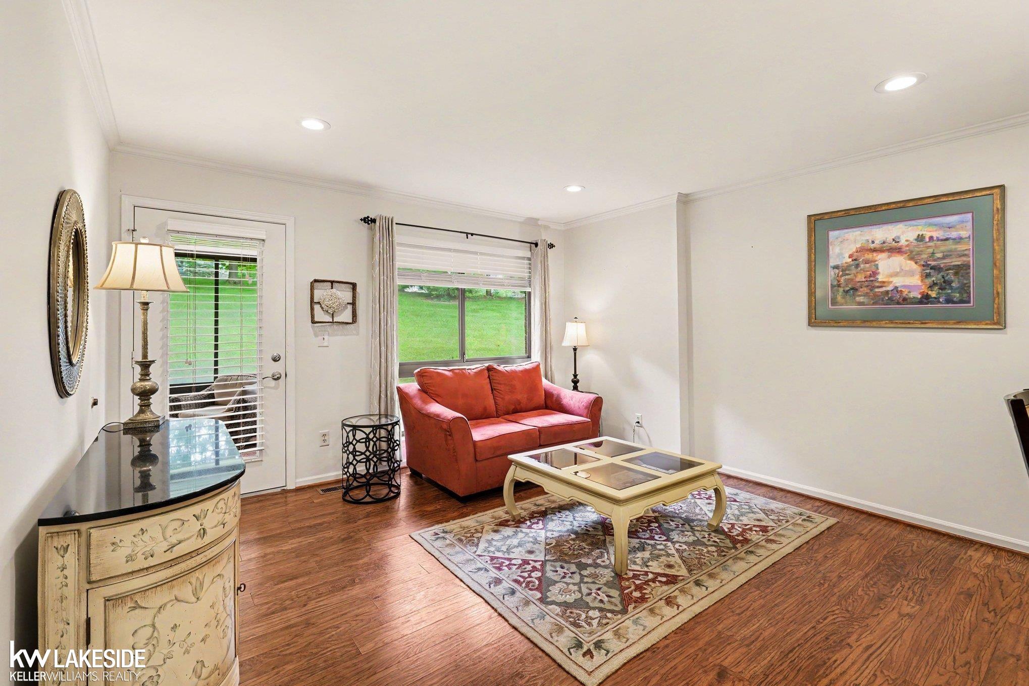 983 Wexford Way Rochester Hills, MI 48307 - Photo 4 of 27