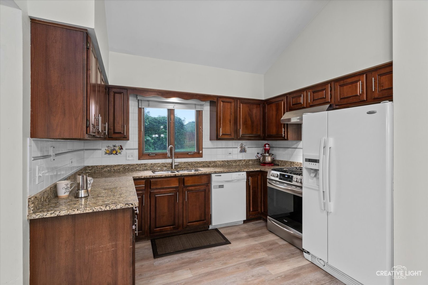 116 Pipers Drive Bartlett, IL 60103 - Photo 6 of 27