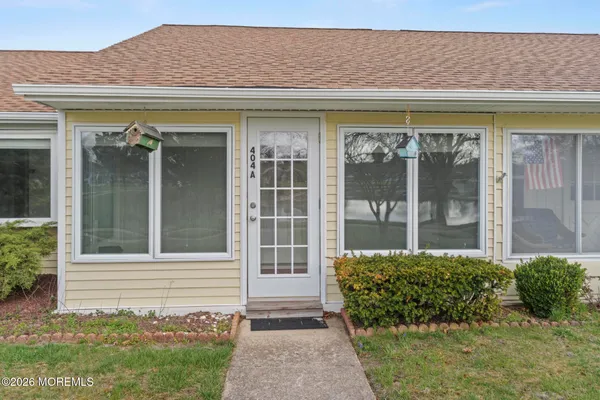 $239,500 | 404 A Picardy Court, Lakewood, NJ 08701
