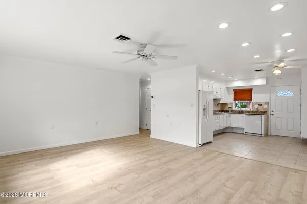$239,500 | 404 A Picardy Court, Lakewood, NJ 08701