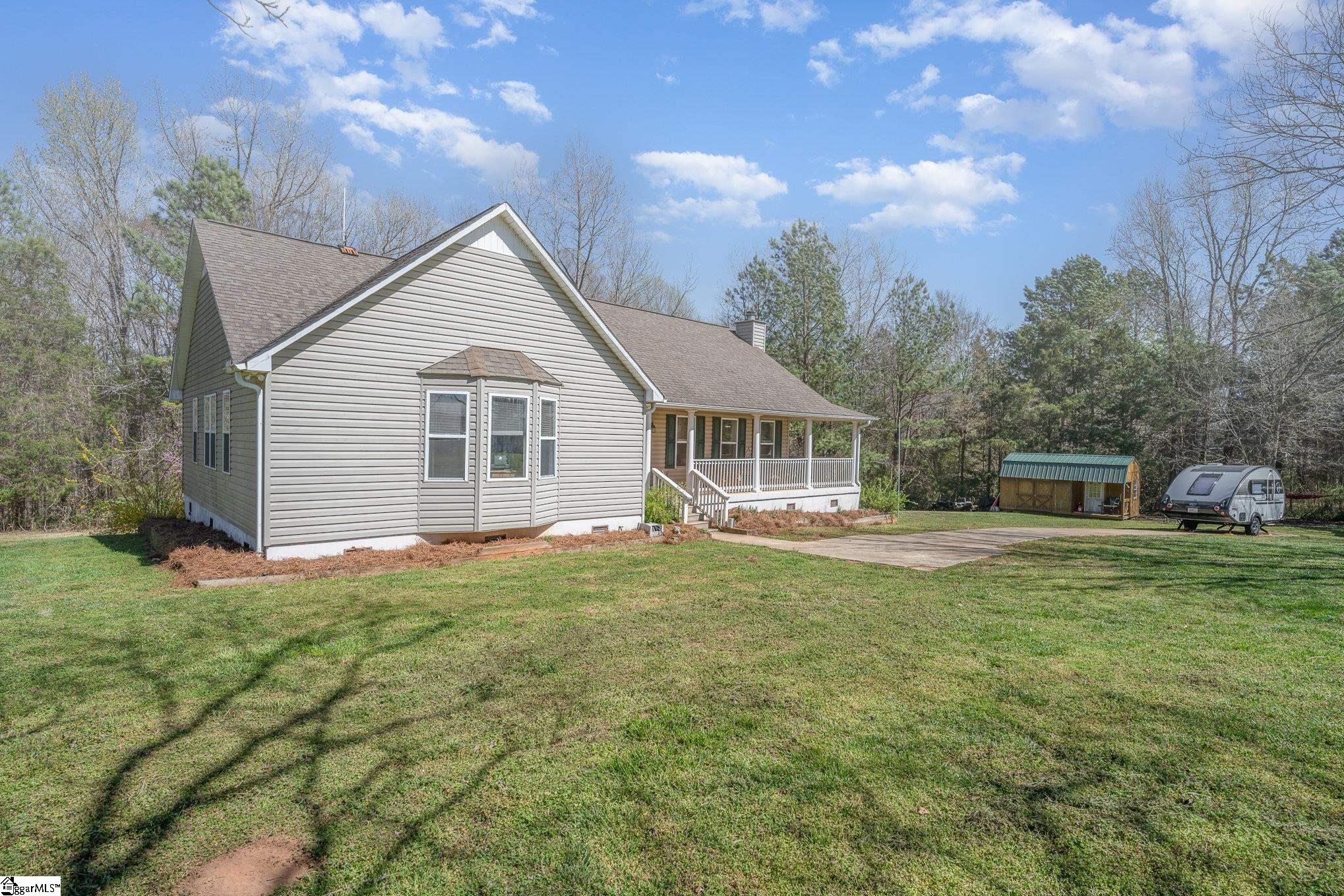 3465 Highway 92 Enoree, SC 29335 - Photo 4 of 45