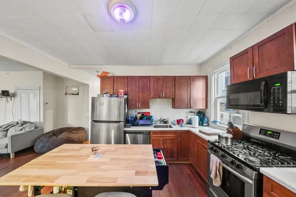 $5,900 | 41 Parker Hill Avenue, Unit 2, Boston, MA 02120