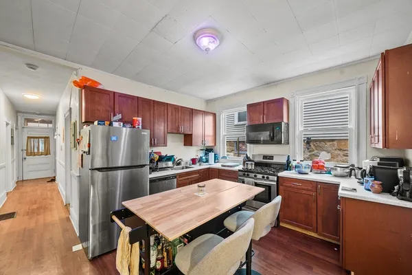 $5,900 | 41 Parker Hill Avenue, Unit 2, Boston, MA 02120