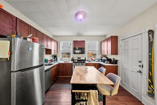 $5,900 | 41 Parker Hill Avenue, Unit 2, Boston, MA 02120