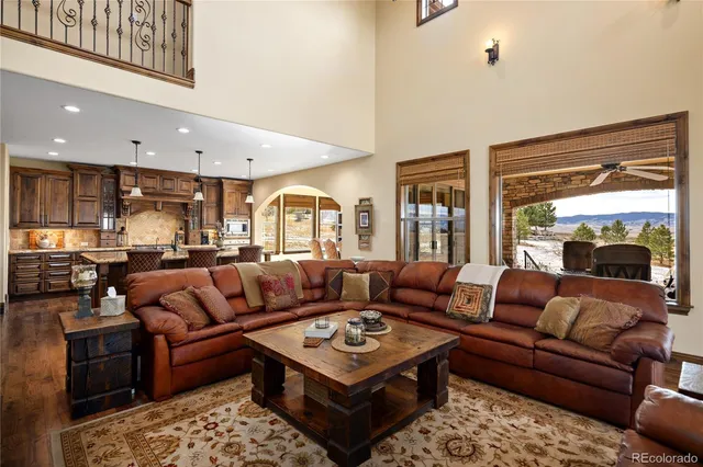 $2,500,000 | 10859 Manor Stone Drive, Highlands Ranch, CO 80126