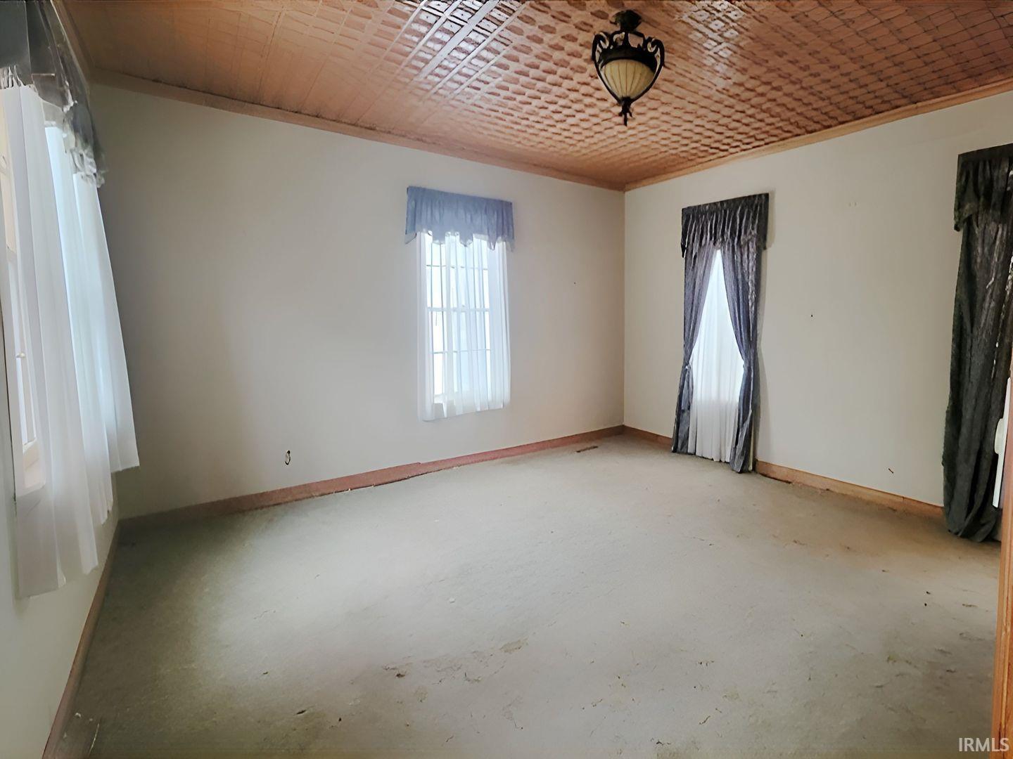 1529 Old Orchard Road Vincennes, IN 47591 - Photo 6 of 15