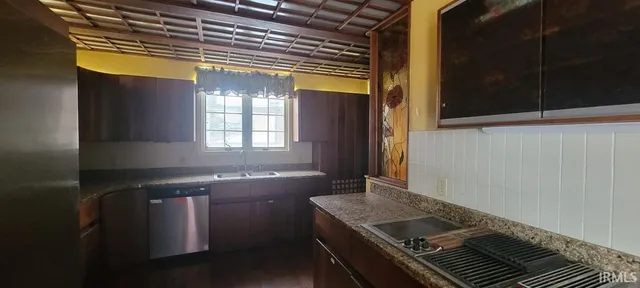 $199,900 | 1529 Old Orchard Road, Vincennes, IN 47591