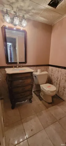 $199,900 | 1529 Old Orchard Road, Vincennes, IN 47591