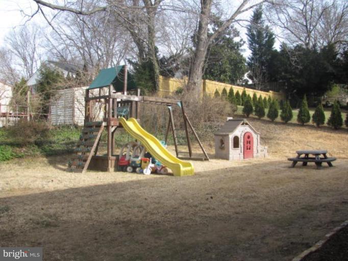 2707 Ross Road Chevy Chase, MD 20815 - Photo 2 of 15 Exterior #2