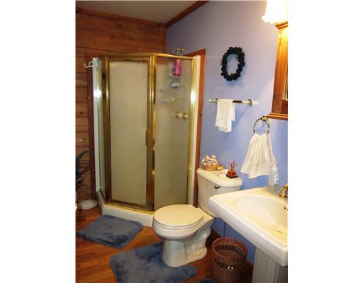 260 Castile Ridge Road Clarksville, PA 15345 - Photo 13 of 16 Full Bath. bath 2
