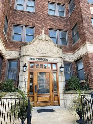 $209,000 | 807 West 48th Street, Unit 601, Kansas City, MO 64112