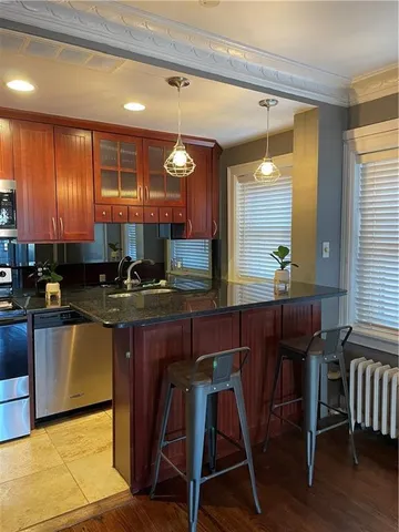 $209,000 | 807 West 48th Street, Unit 601, Kansas City, MO 64112