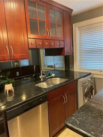 $209,000 | 807 West 48th Street, Unit 601, Kansas City, MO 64112