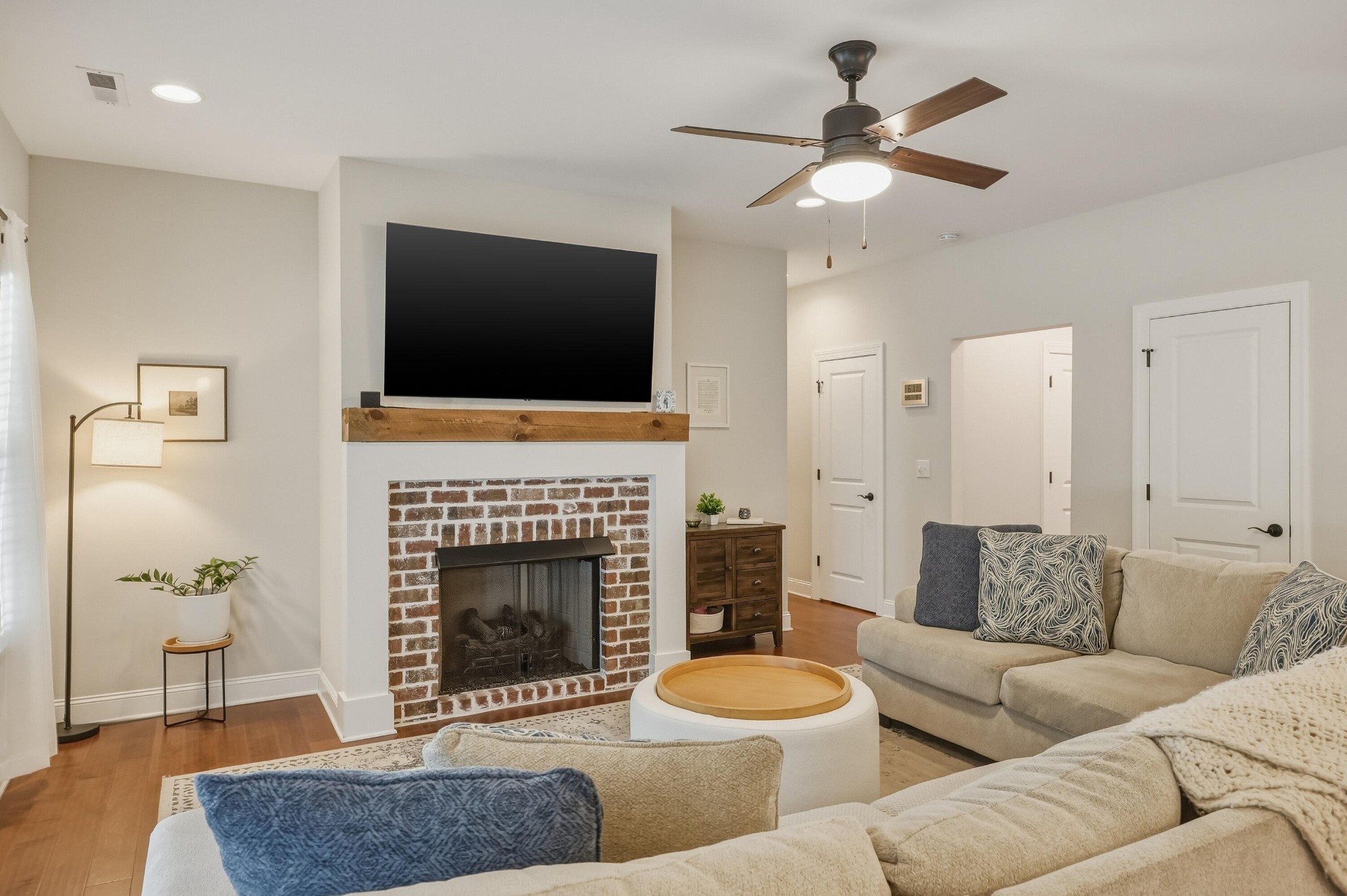 1087 Omaha Circle Hixson, TN 37343 - Photo 11 of 43 Gallery Image 11