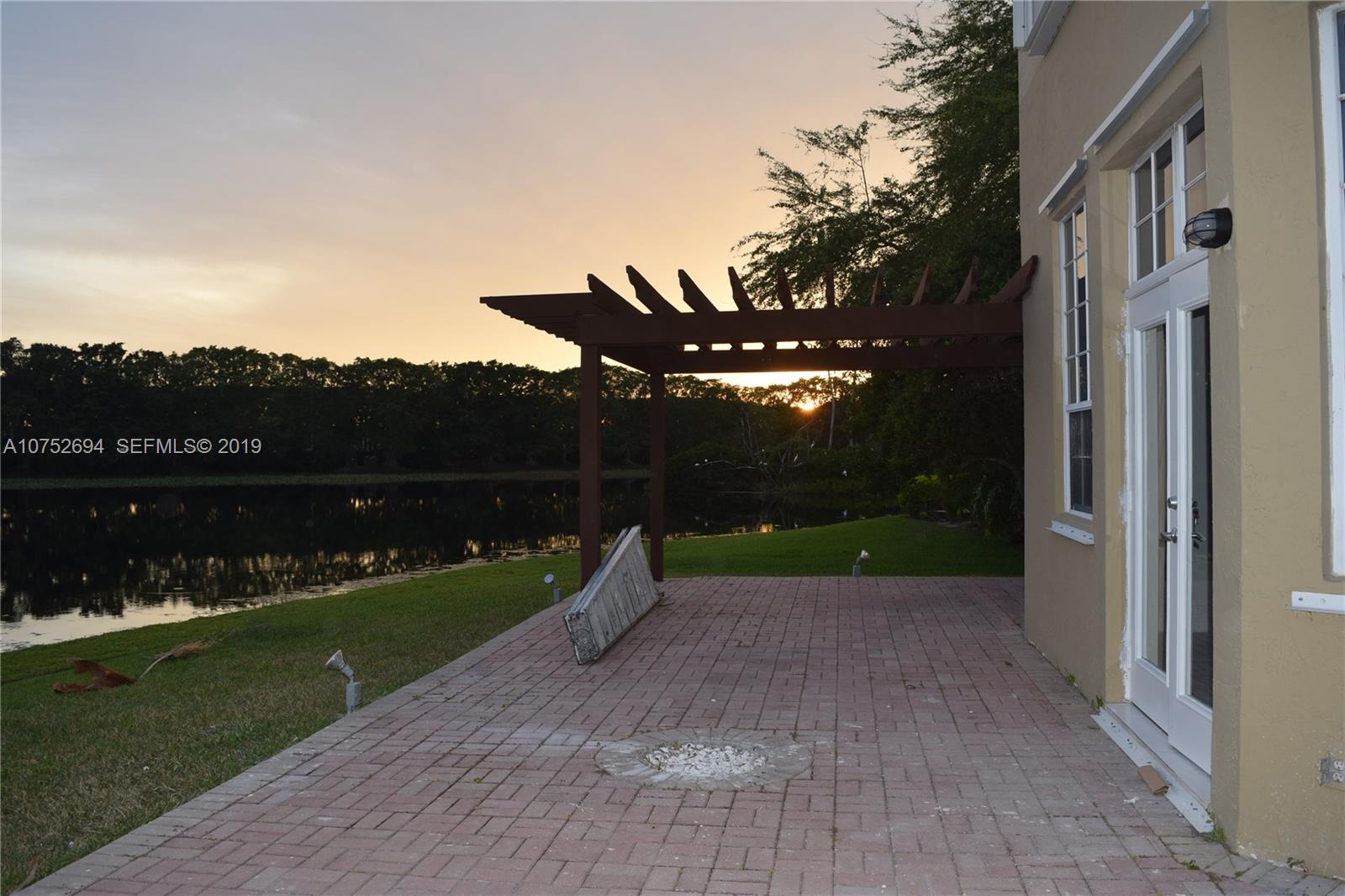 1390 Seabay Road Weston, FL 33326 - Photo 22 of 26 Gallery Image 22