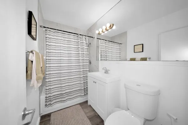 $4,000 | 2317 North Ocean Boulevard, Fort Lauderdale, FL 33305