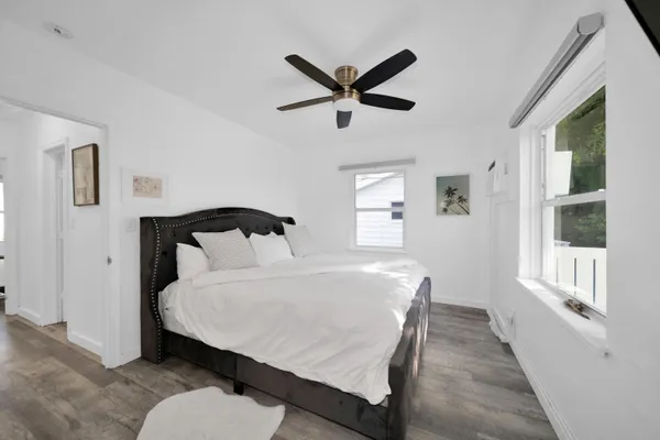 $4,000 | 2317 North Ocean Boulevard, Fort Lauderdale, FL 33305