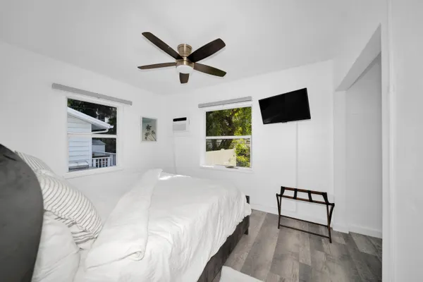 $4,000 | 2317 North Ocean Boulevard, Fort Lauderdale, FL 33305