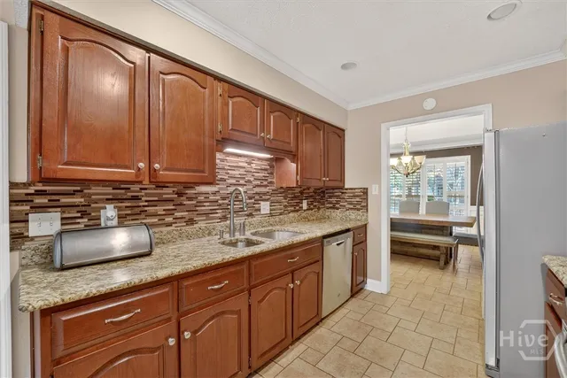 $599,900 | 103 West Gazebo Lane, Savannah, GA 31410