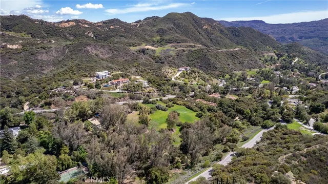 $6,500,000 | 24415 Mulholland Highway, Calabasas, CA 91302