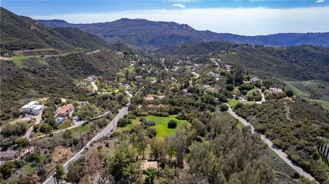 $6,500,000 | 24415 Mulholland Highway, Calabasas, CA 91302