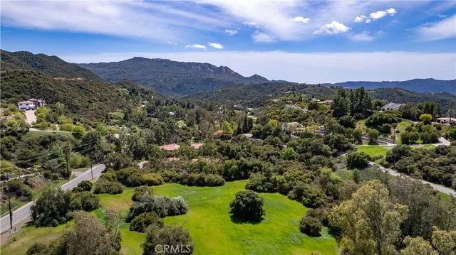 $6,500,000 | 24415 Mulholland Highway, Calabasas, CA 91302
