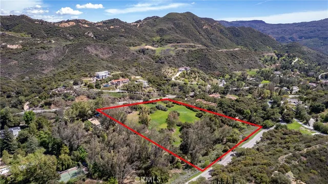 $6,500,000 | 24415 Mulholland Highway, Calabasas, CA 91302