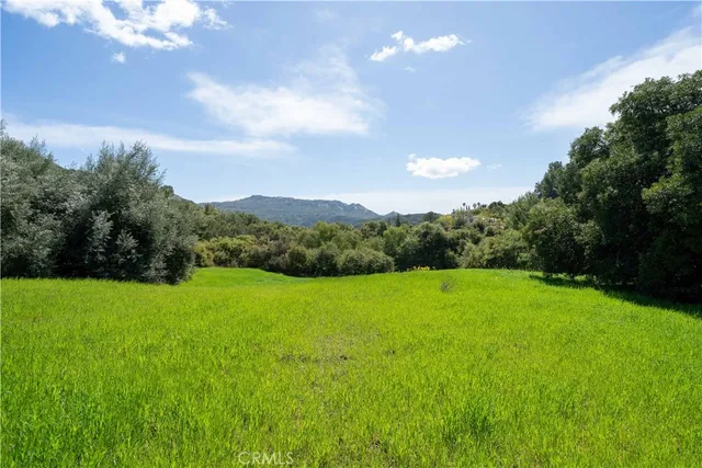 $6,500,000 | 24415 Mulholland Highway, Calabasas, CA 91302