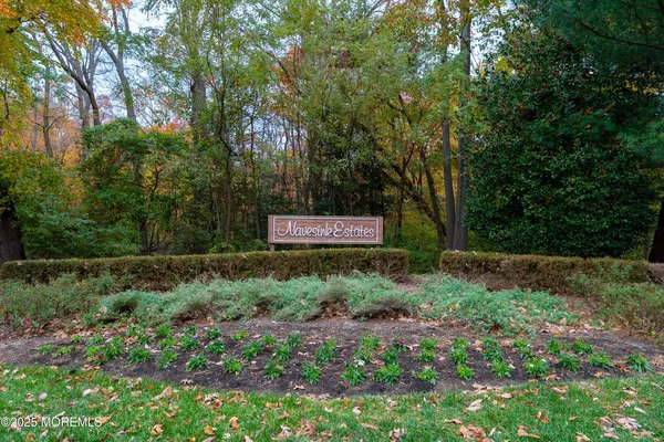 $675,000 | 49 Pape Drive, Atlantic Highlands, NJ 07716