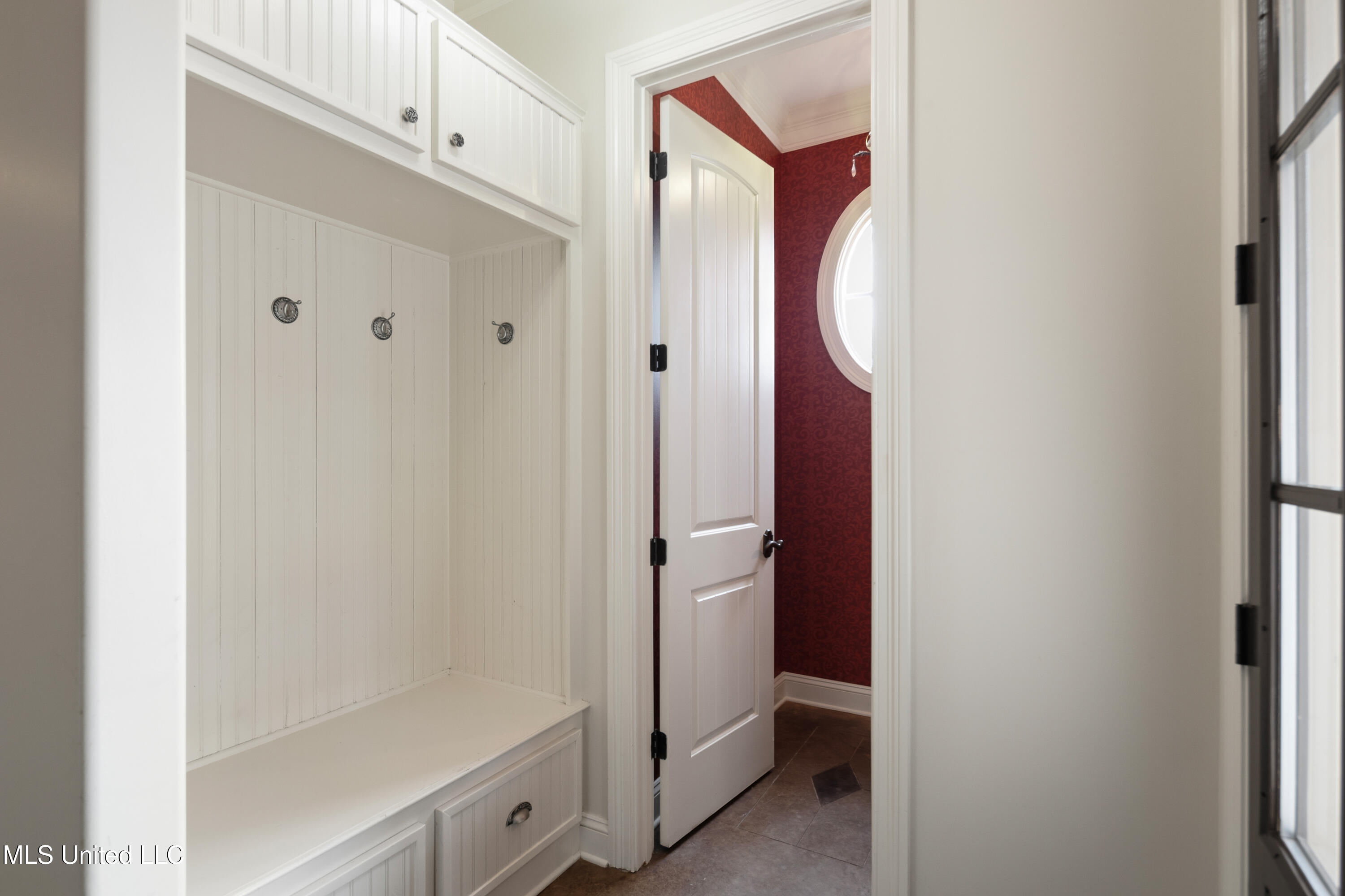 2466 Ross Road Olive Branch, MS 38654 - Photo 54 of 71 Friends Entrance