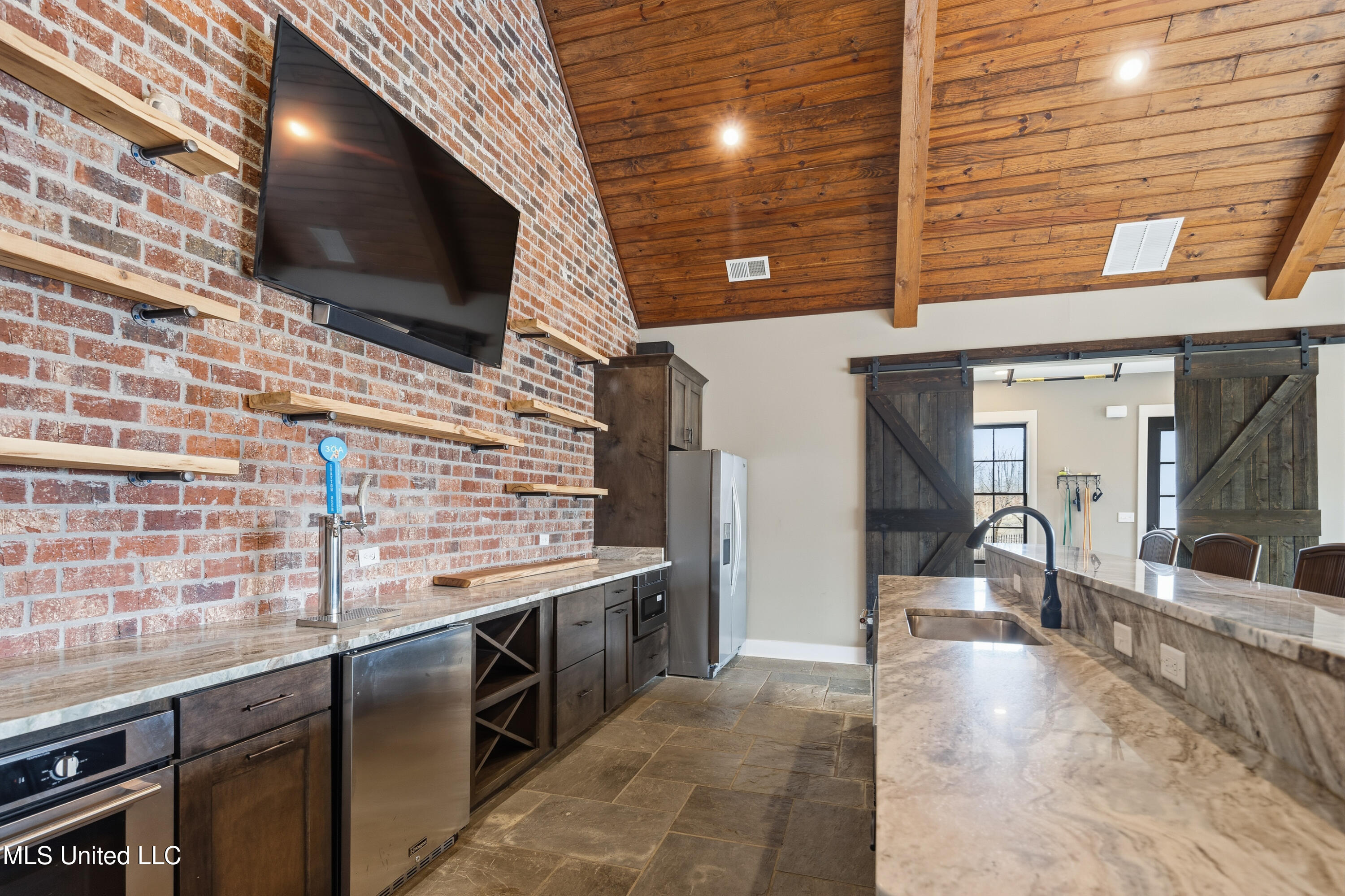 2466 Ross Road Olive Branch, MS 38654 - Photo 61 of 71 Pool House