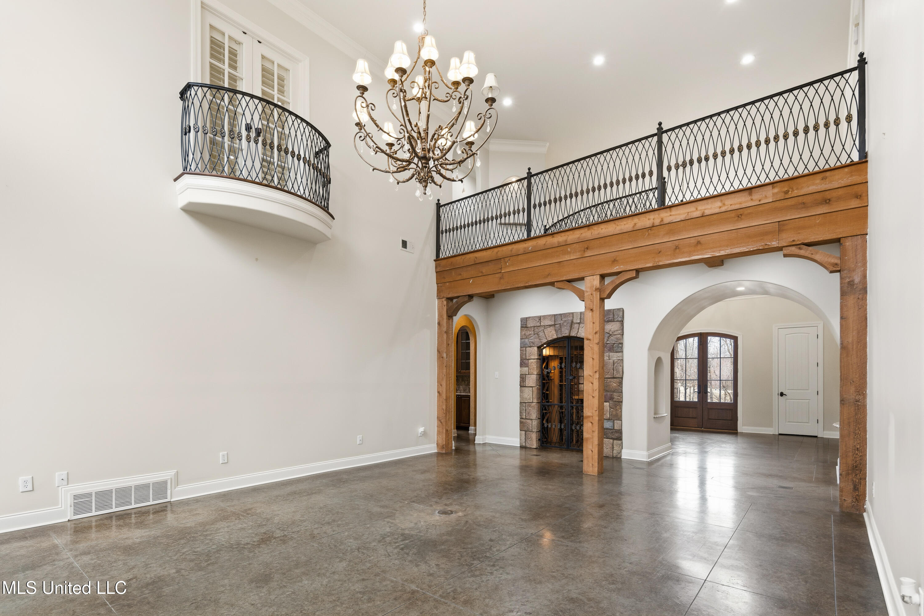 2466 Ross Road Olive Branch, MS 38654 - Photo 8 of 71 Living Room