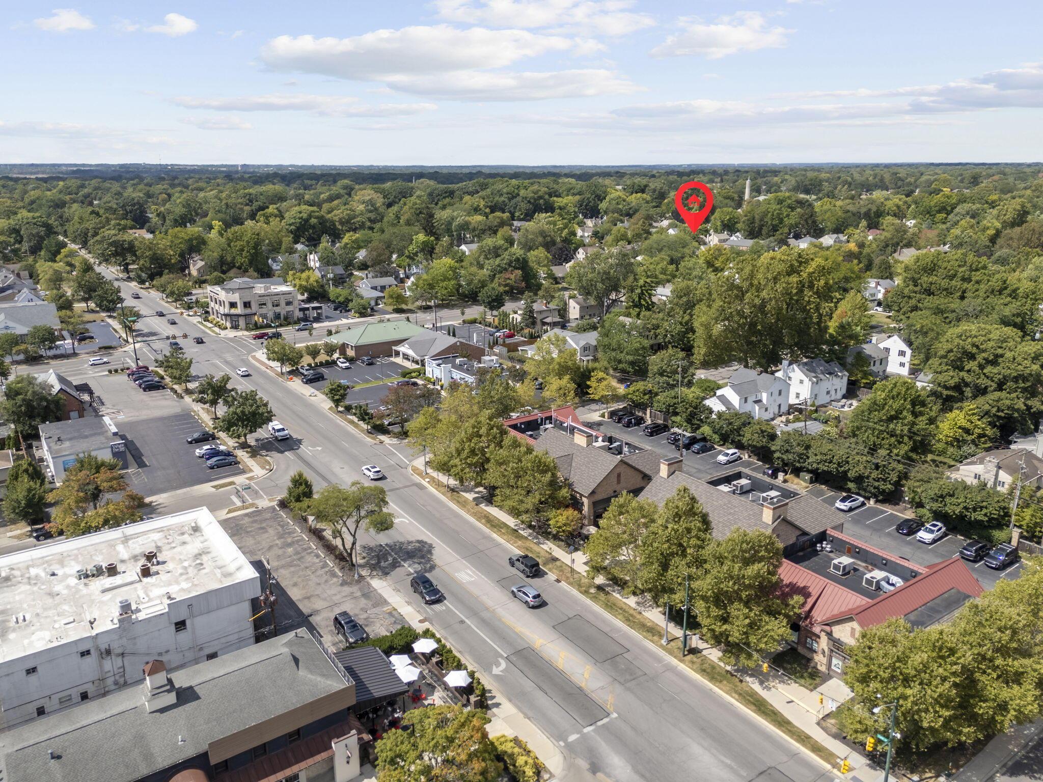 2636 Welsford Road Upper Arlington, OH 43221 - Photo 42 of 49 Convenient Location to Lane Avenue!