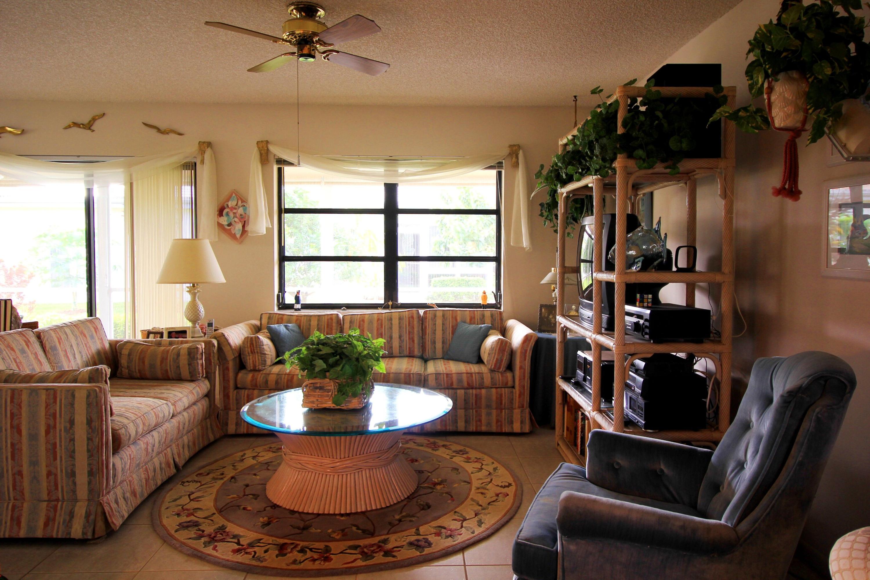 7767 Cloverfield Circle Boca Raton, FL 33433 - Photo 8 of 27 7767 Cloverfield Cir_sitting room