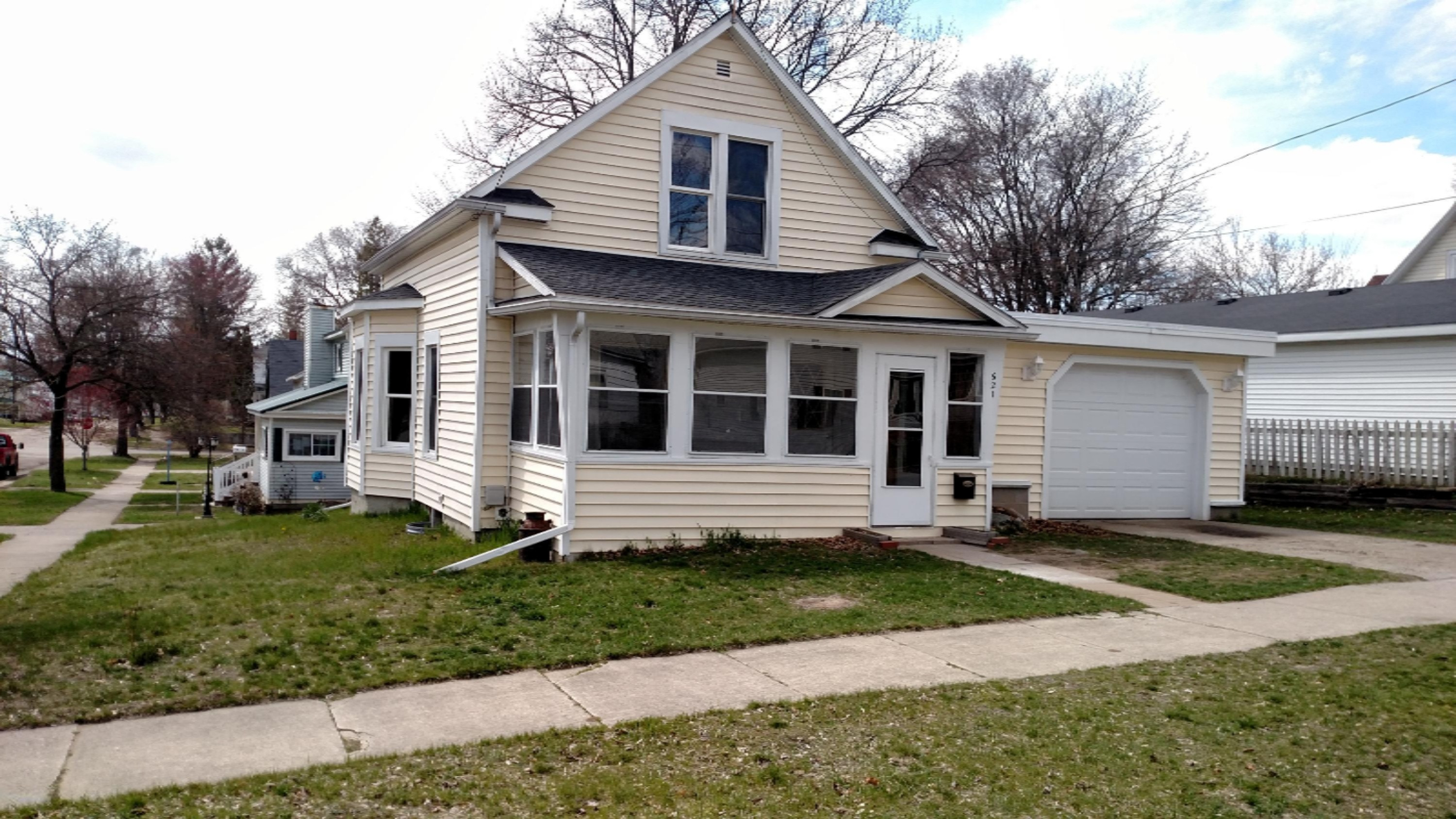 621 Alderman Street Belding, MI 48809 - Photo 31 of 35 IMG_20180427_155027626