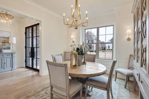 $919,999 | 597 Cedar Shadows Circle West, Collierville, TN 38017