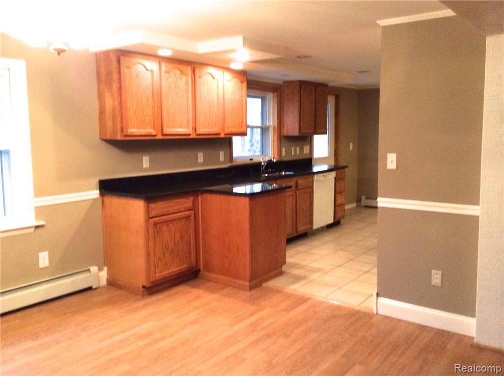 14756 Terry Road Allenton, MI 48002 - Photo 20 of 42 IMG_2081.jpg