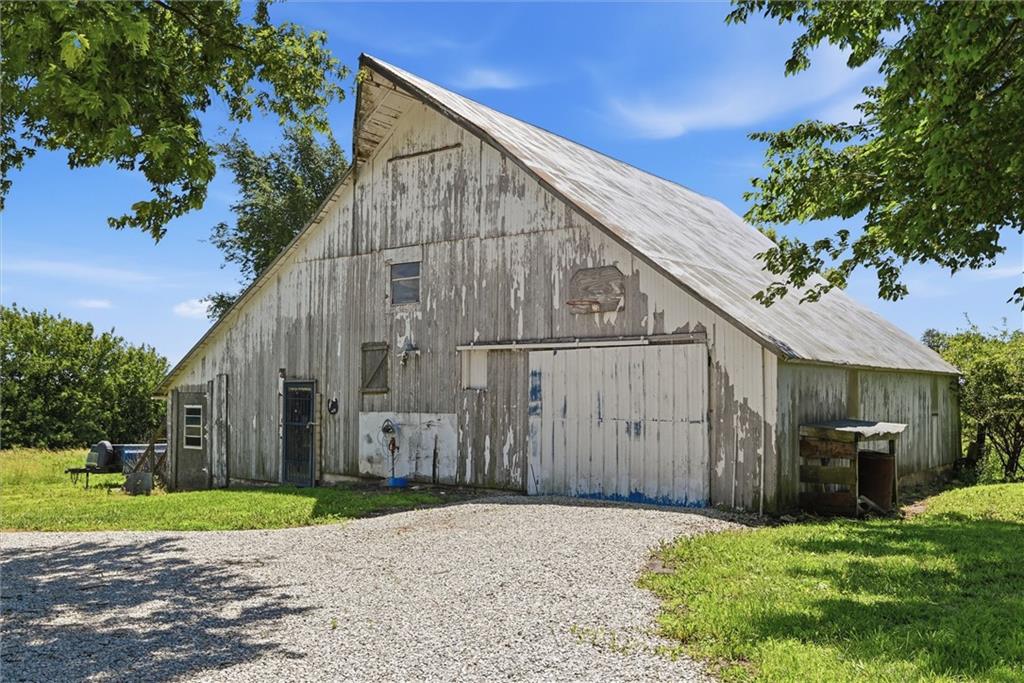 12472 Saline Road Oskaloosa, KS 66066 - Photo 36 of 37