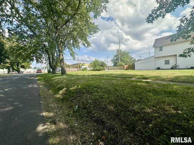 $7,500 | 800 Clay Street, Springfield, IL 62703