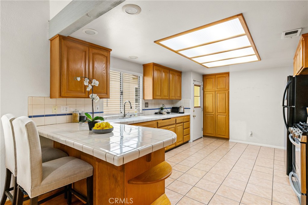 1608 Elm Street Alhambra, CA 91803 - Photo 9 of 42