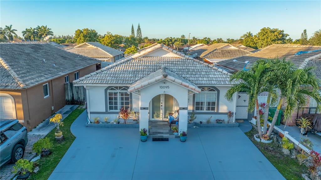 10095 Northwest 127th Street Hialeah, FL 33018 - Photo 9 of 35