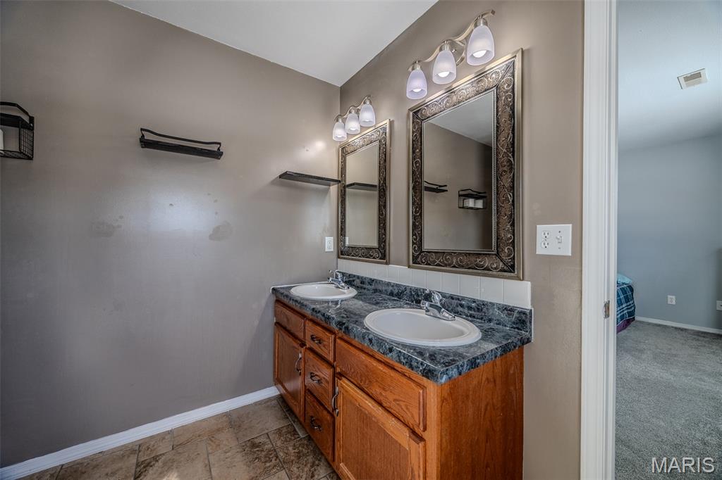 20517 Luna Road Waynesville, MO 65583 - Photo 26 of 31