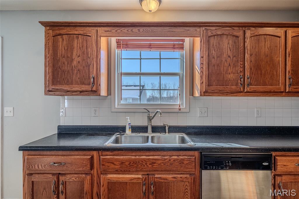 20517 Luna Road Waynesville, MO 65583 - Photo 10 of 31