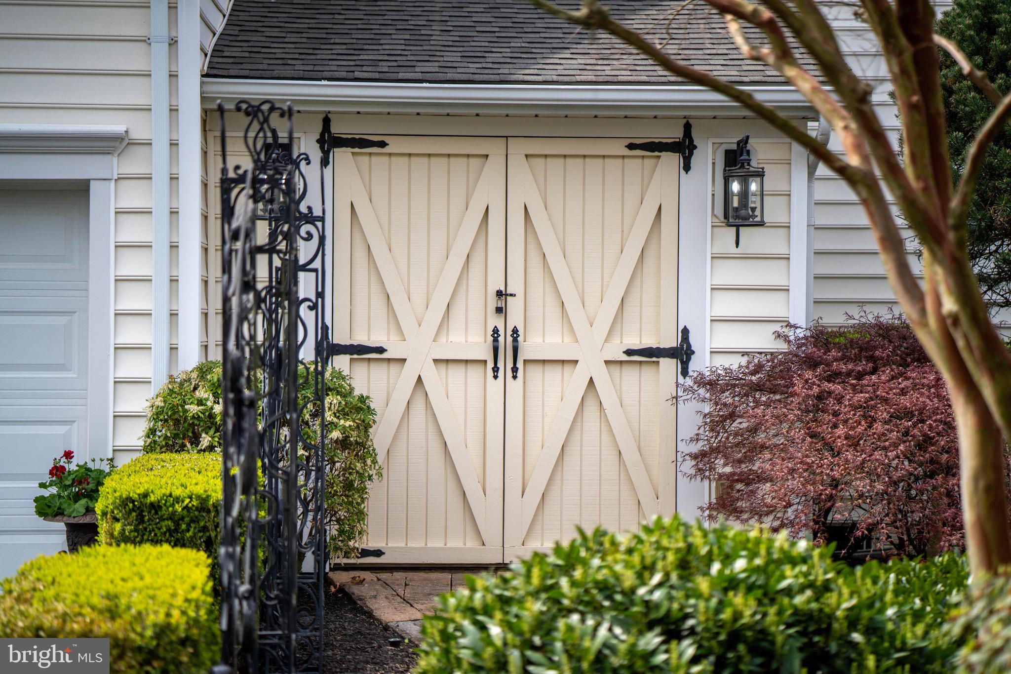 21103 Mill Branch Drive Leesburg, VA 20175 - Photo 88 of 107 Storage room