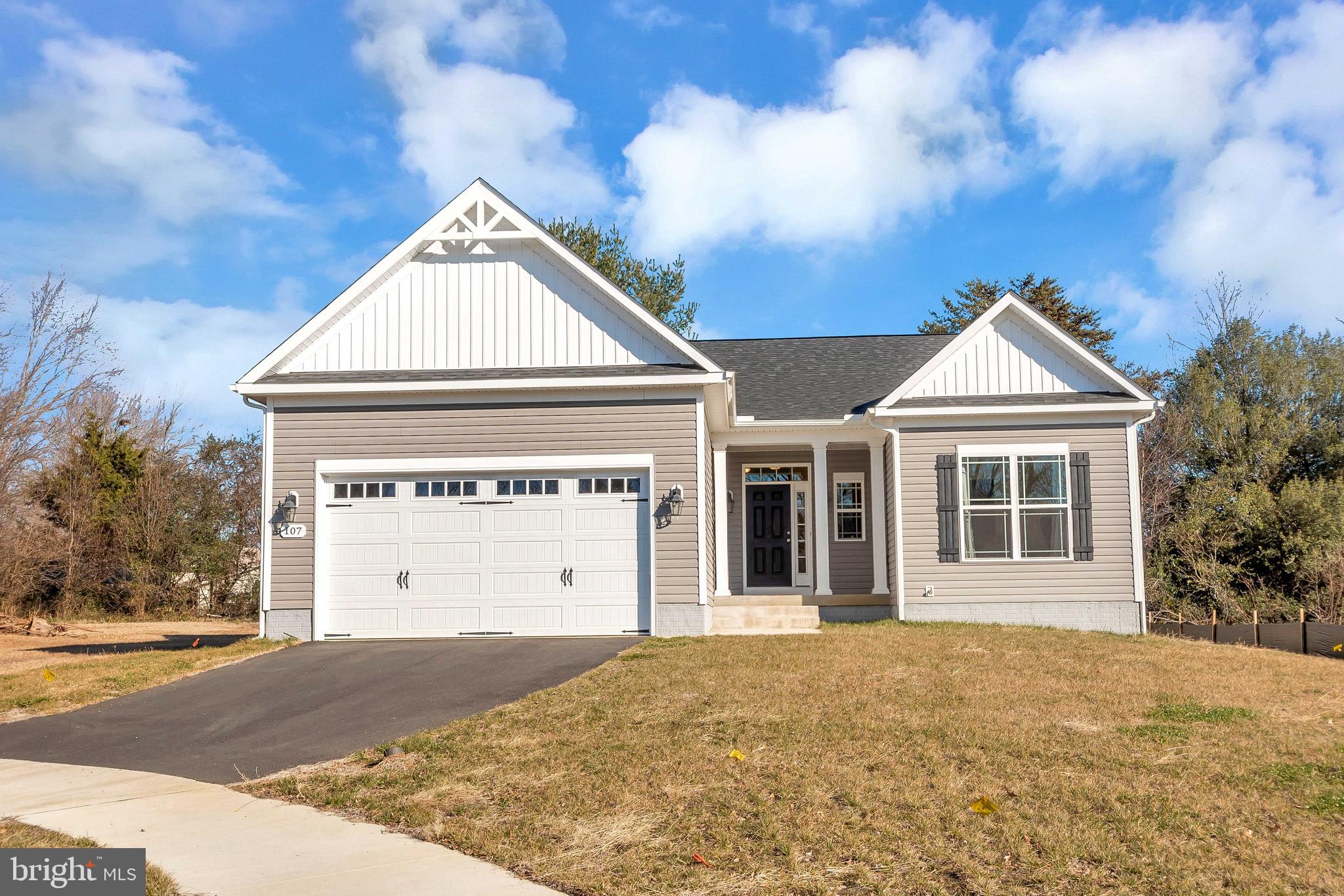 107 Ridgeway Street Fredericksburg, VA 22401 - Photo 1 of 39
