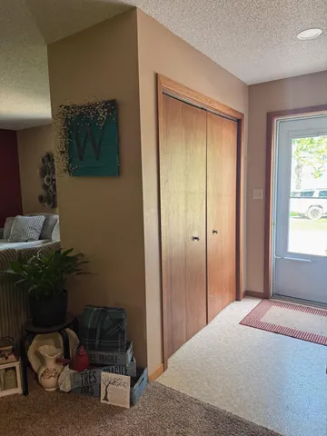 $489,999 | 86571 County Road 46, Albert Lea, MN 56007