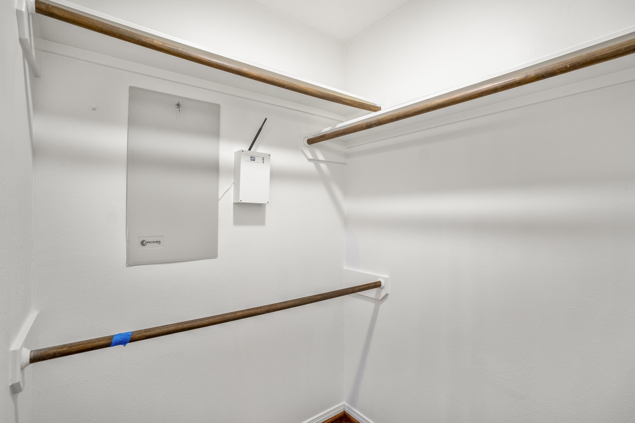 15 Heron Hollow Court Spring, TX 77382 - Photo 36 of 42 a view of a hallway