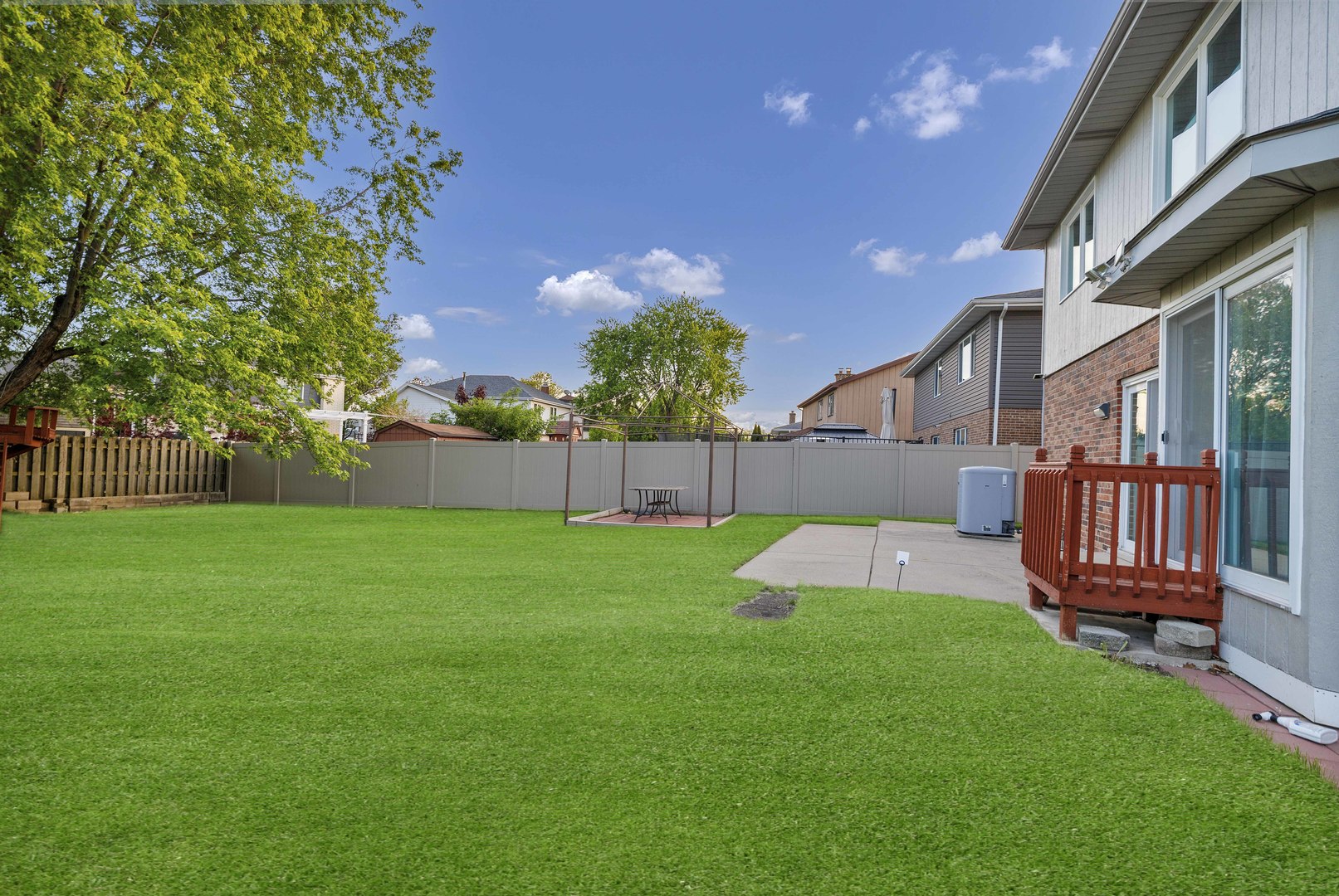 1441 Autumn Trail Addison, IL 60101 - Photo 6 of 58