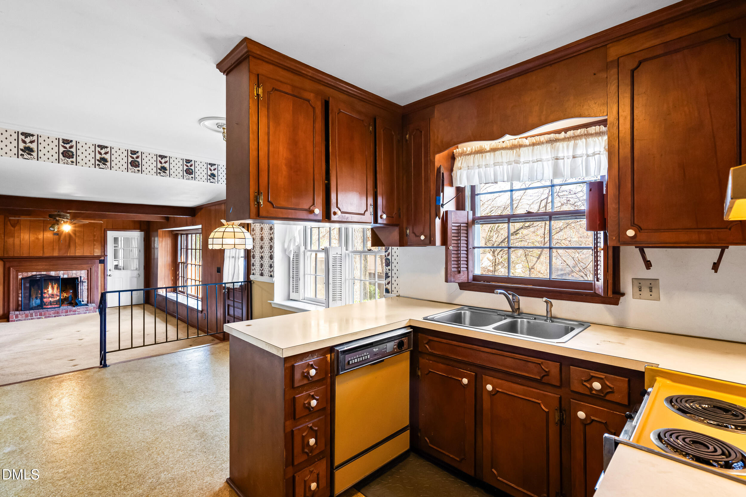 4208 Redington Drive Raleigh, NC 27609 - Photo 15 of 45 dsc05219