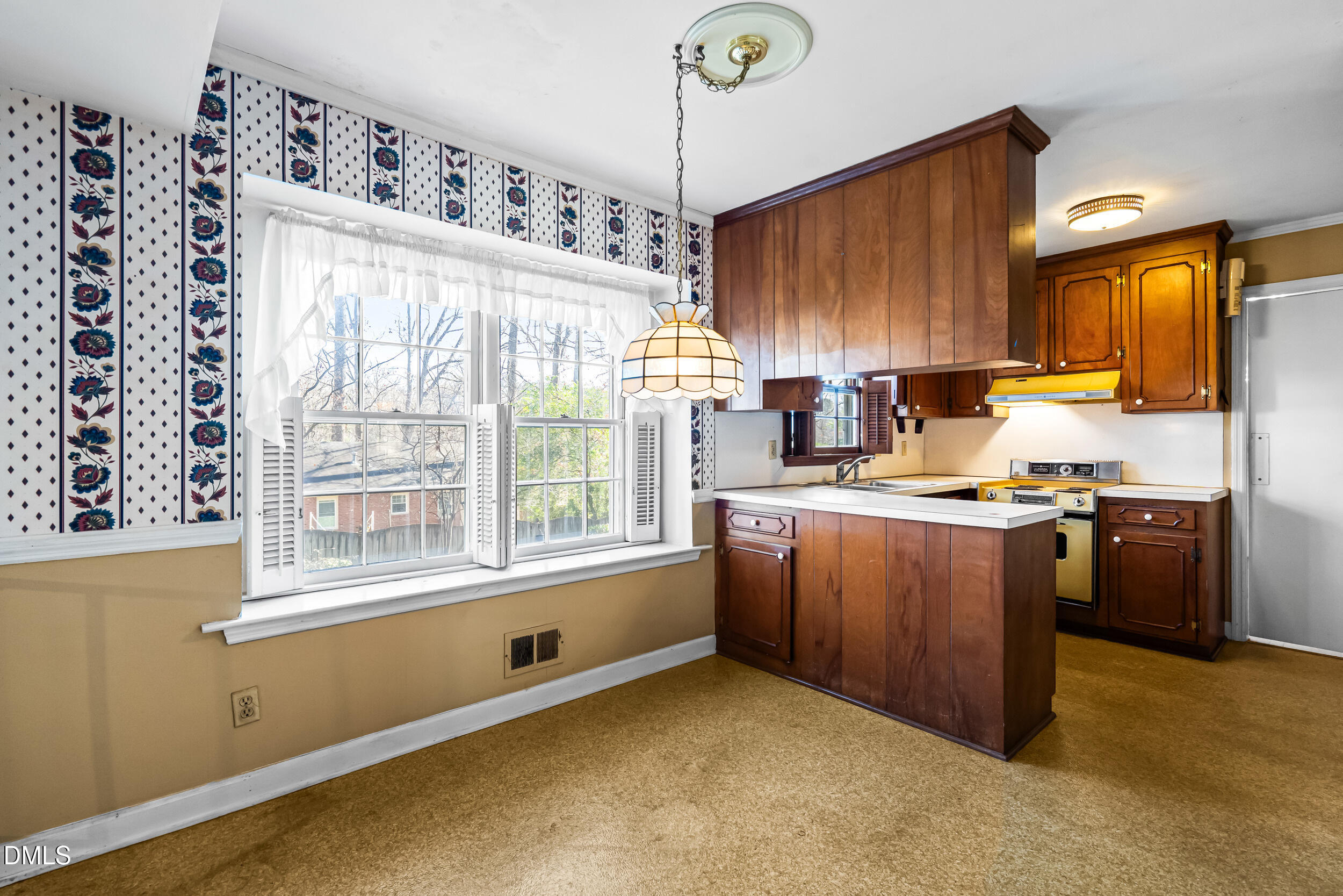 4208 Redington Drive Raleigh, NC 27609 - Photo 18 of 45 dsc05234